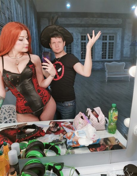 Esfiriyatudor  nude leaked OnlyFans photo