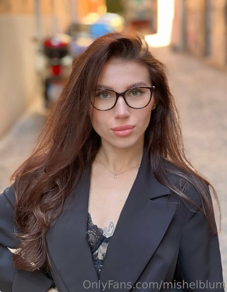 Divinelaura