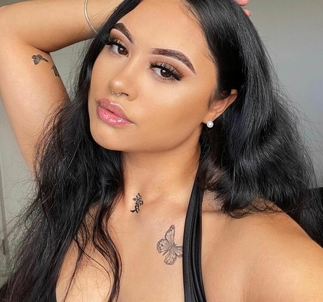 Taylaraywhite