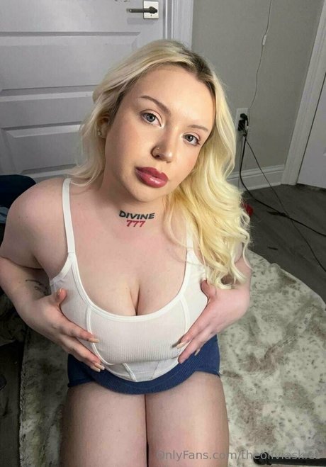 Foto nua vazada do OnlyFans de Karmaalexis