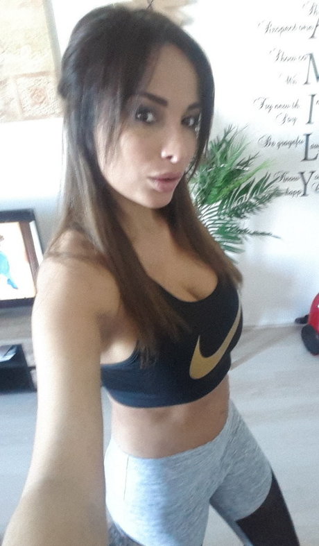Naken läckt OnlyFans-bild av Anissakate