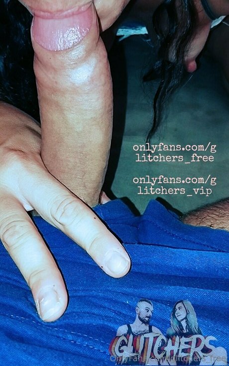 Обнаженная фотография утечки OnlyFans от Glitchersfree