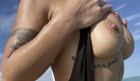 Photo nue de fuite OnlyFans de Dirtydianaxoxo
