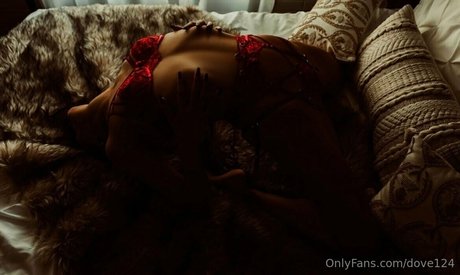 Nagie wyciekłe zdjęcie OnlyFans od Dove124