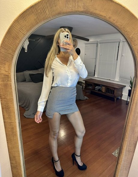 Обнаженная фотография утечки OnlyFans от Nikki