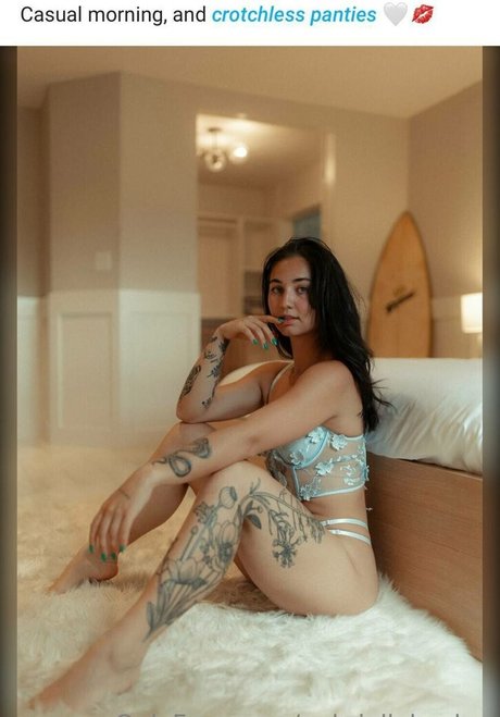Naken läckt OnlyFans-bild av Gabrille Vincent