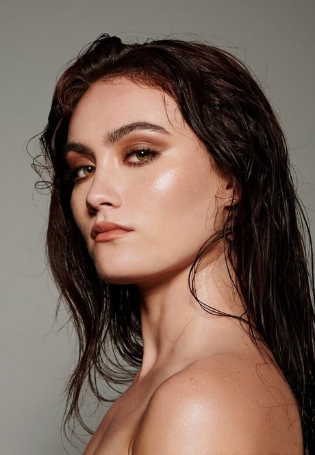Naakte gelekte OnlyFans-foto van Aziixaa