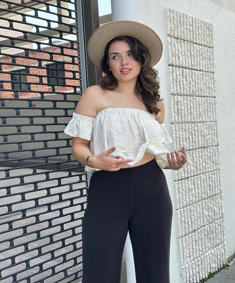 Alondra Larson