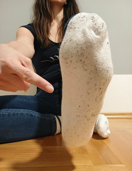 Tallgirlwithfeets