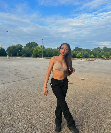 Naken lekkede OnlyFans-bilde av Lexi Vee