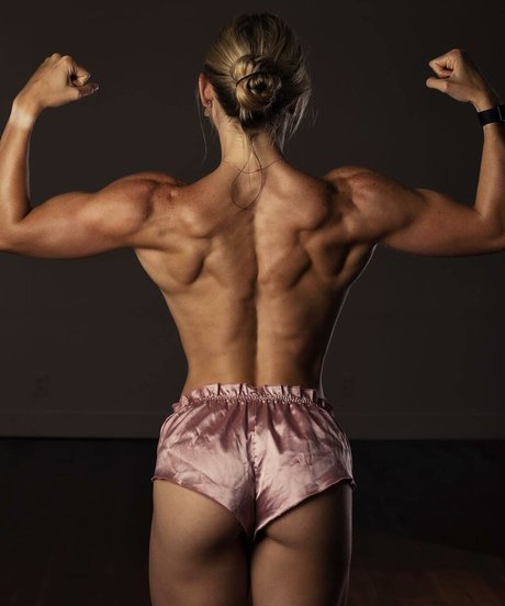 Nøgent lækket OnlyFans-billede af Josie Medema