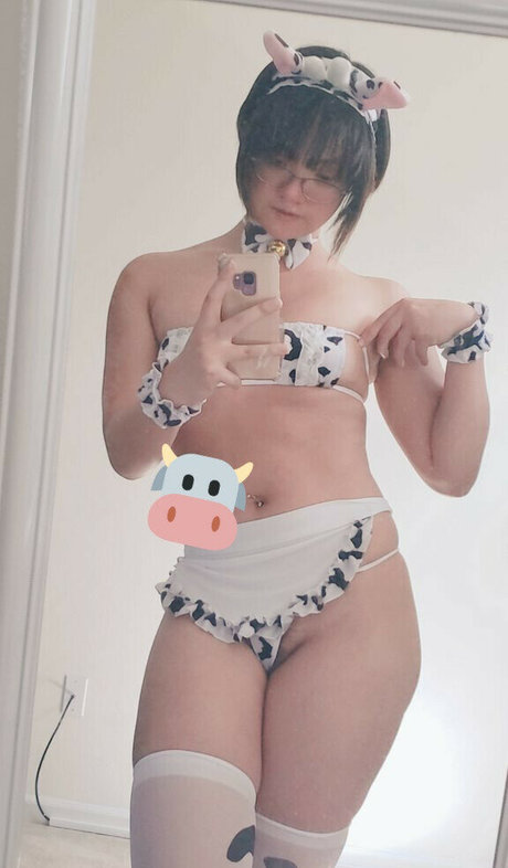 Naken läckt OnlyFans-bild av Yousoromi