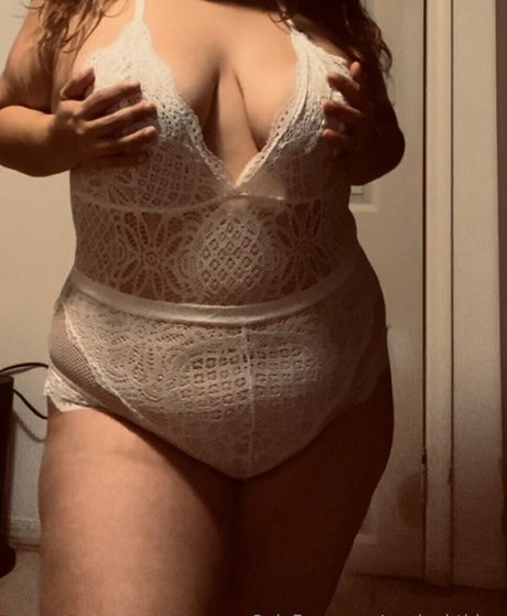 Angieebthicc