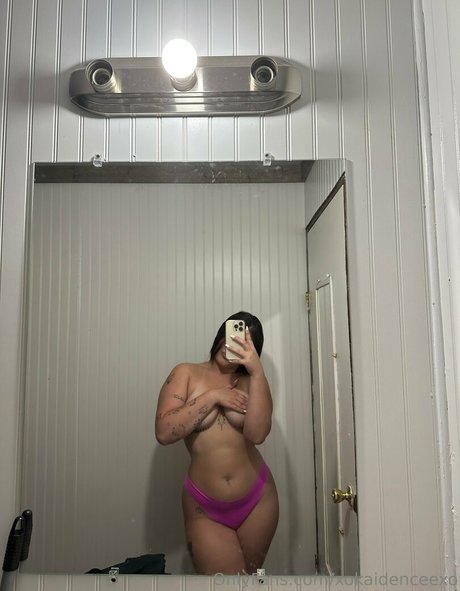 Naken läckt OnlyFans-bild av Xokaidenceexo
