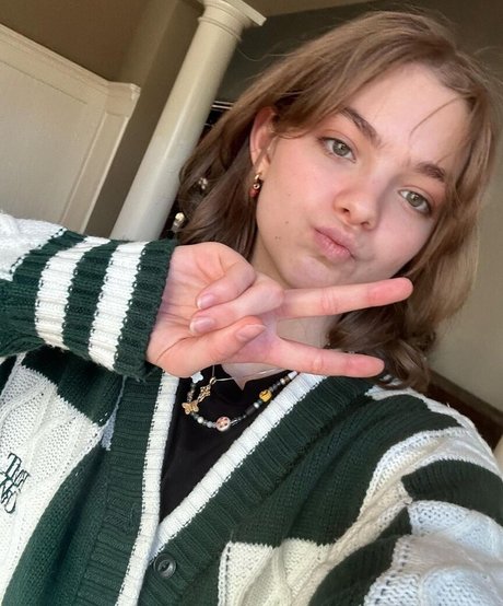 Naakte gelekte OnlyFans-foto van Isabel Myers