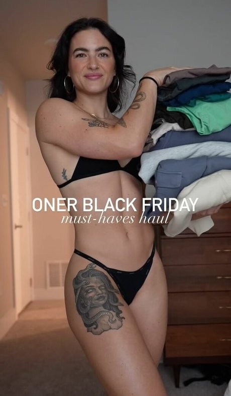 Nahá fotka uniklých OnlyFans od Kelly Matthews
