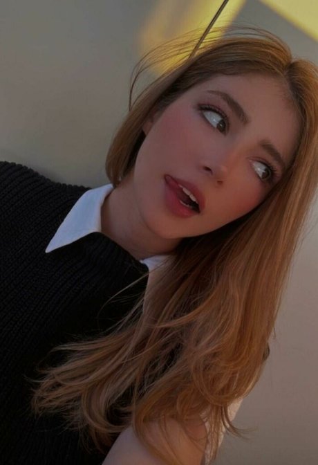 Chrissy Costanza