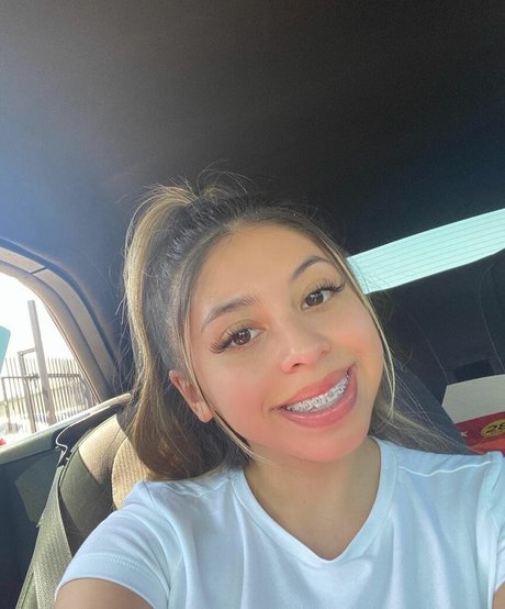 Naken läckt OnlyFans-bild av Princessemilyyyy