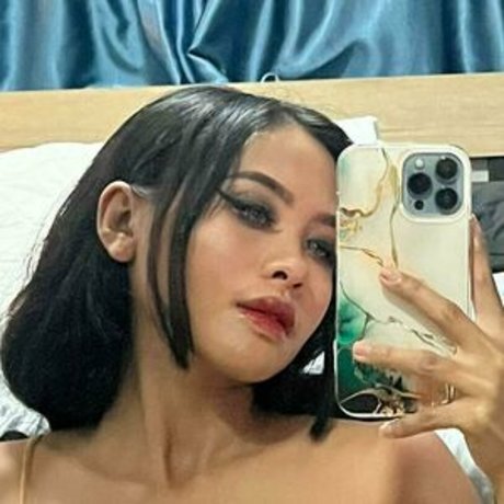 Nøgent lækket OnlyFans-billede af Namyasian