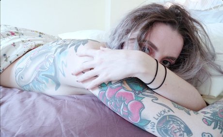 Nahá fotka uniklých OnlyFans od Qcknd