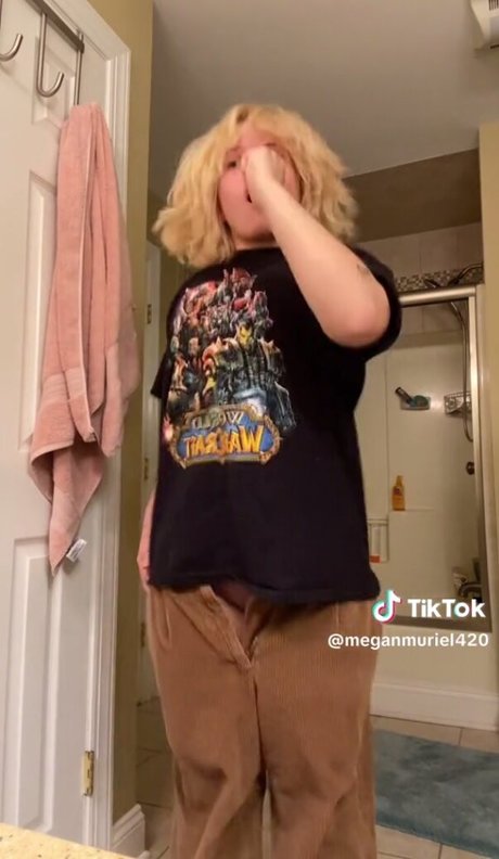 Naken läckt OnlyFans-bild av Meganxhickson