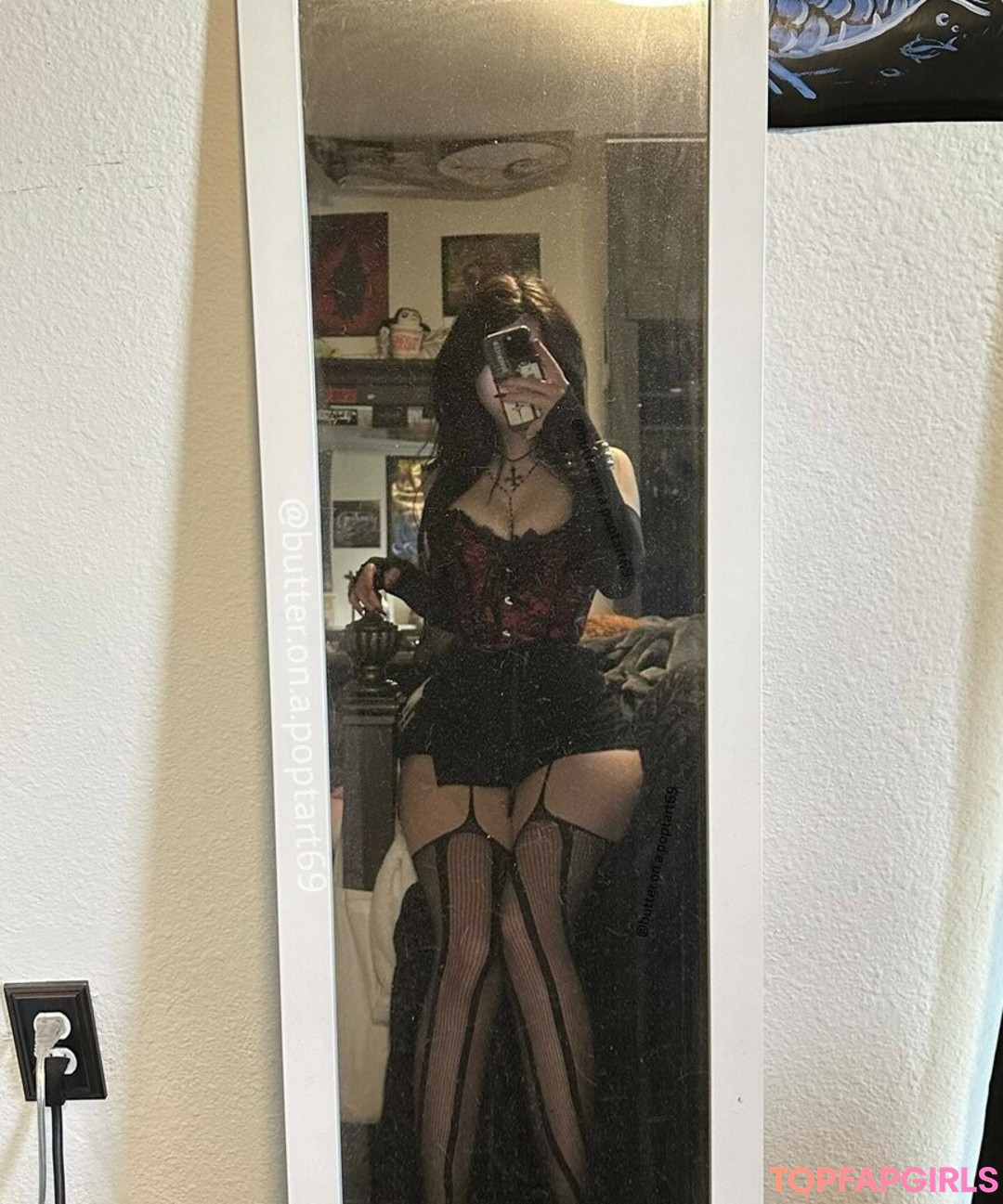 Alasti lekkinud OnlyFans-i pilt Butteronapoptart69 #30