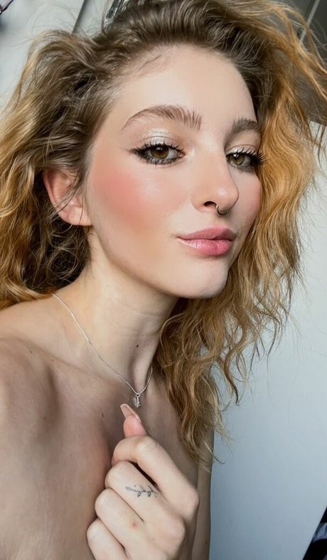 Willow Shields