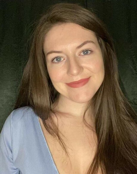 Alasti lekkinud OnlyFans-i pilt Caley Chisholm