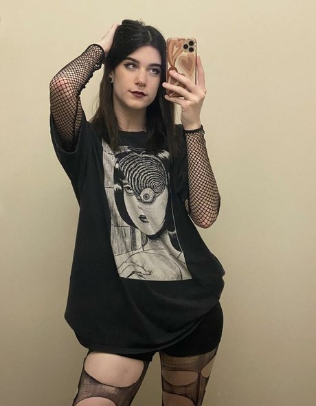 Trashpotatopie OnlyFans