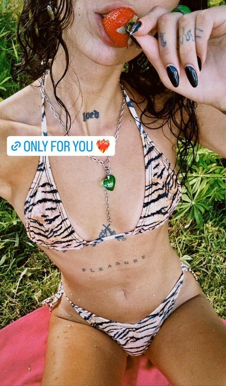 Nacktes geleaktes OnlyFans-Foto von Iambabypil
