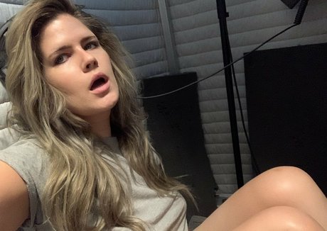 Erica Lindbeck OnlyFans泄露裸照