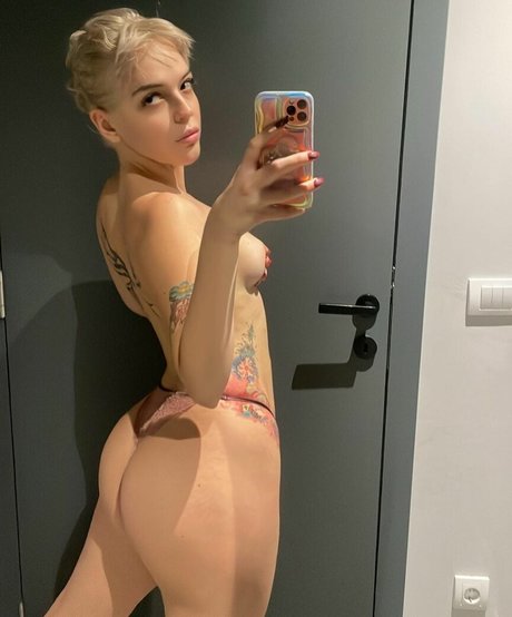 Alaston vuotanut OnlyFans-kuva Marija P