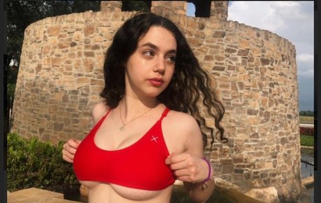 Naken lekkede OnlyFans-bilde av Galigool