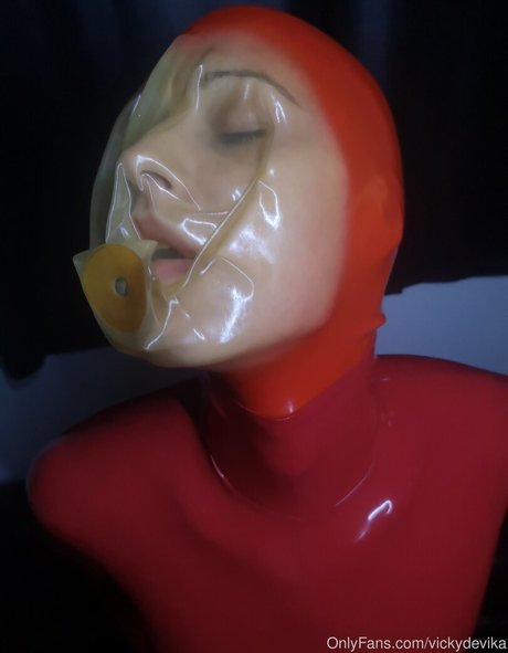 Vicky Devika