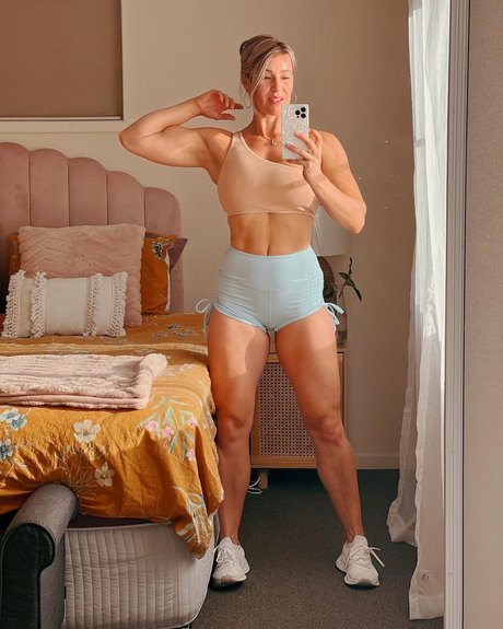 Foto desnuda filtrada de OnlyFans de Rogue Mamacita