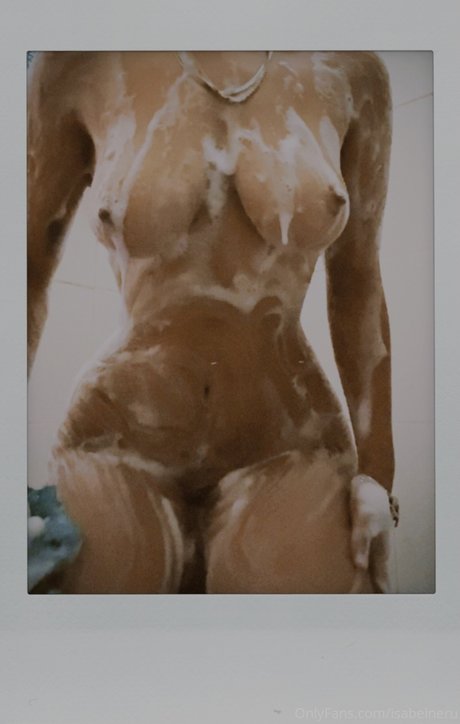 Nahá fotka uniklých OnlyFans od Isabel Neru