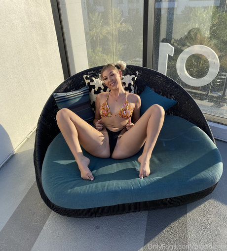Risky Rhi