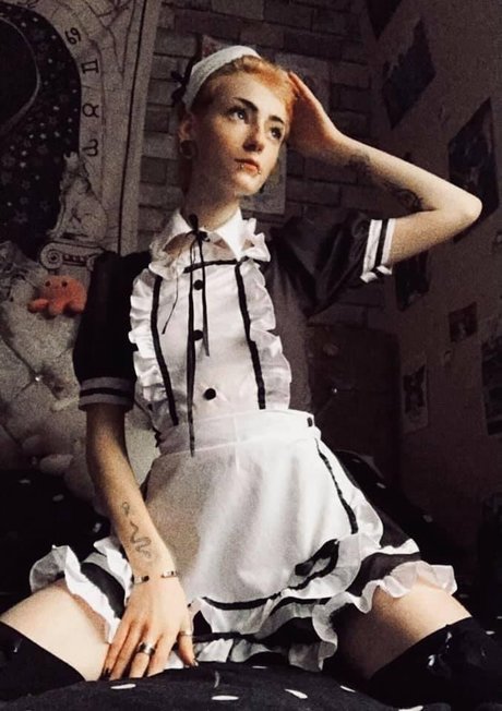 Alasti lekkinud OnlyFans-i pilt Bat Brookes