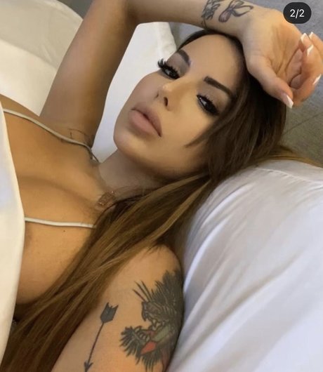 Nahá fotka uniklých OnlyFans od Vivienne Wynter