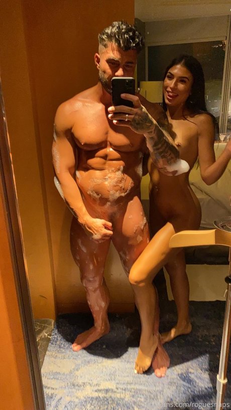 Nøgent lækket OnlyFans-billede af Emily Faye Miller