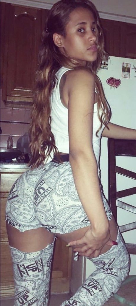 Nacktes geleaktes OnlyFans-Foto von Lucy Rodriguez