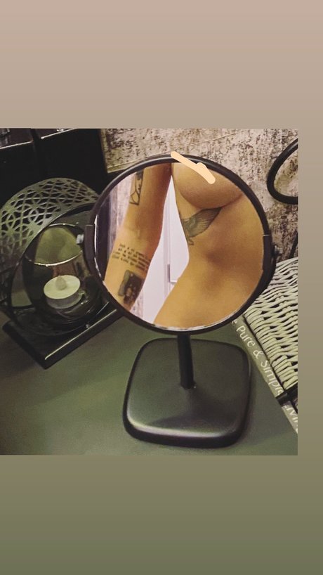 Nahá fotka uniklých OnlyFans od Egexbasoglu