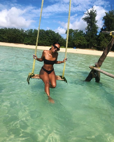 Nacktes geleaktes OnlyFans-Foto von Yasmin