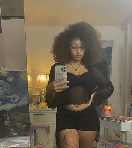 Alaston vuotanut OnlyFans-kuva Jesstheartist