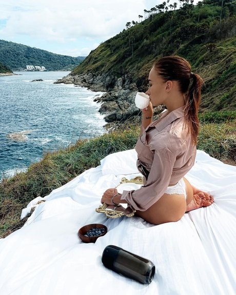 Foto nua vazada do OnlyFans de Anna Kessler