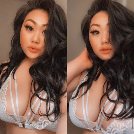Foto nua vazada do OnlyFans de Kendra Vaaj