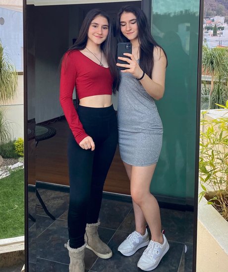 Alasti lekkinud OnlyFans-i pilt Ara Y Fer