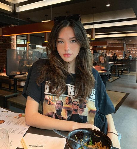 Naakte gelekte OnlyFans-foto van Martyna Balsam
