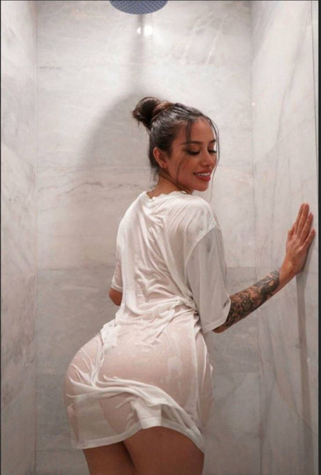 Nøgent lækket OnlyFans-billede af Alejandra Trevino