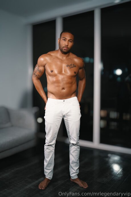Foto nua vazada do OnlyFans de Mrlegendaryvip